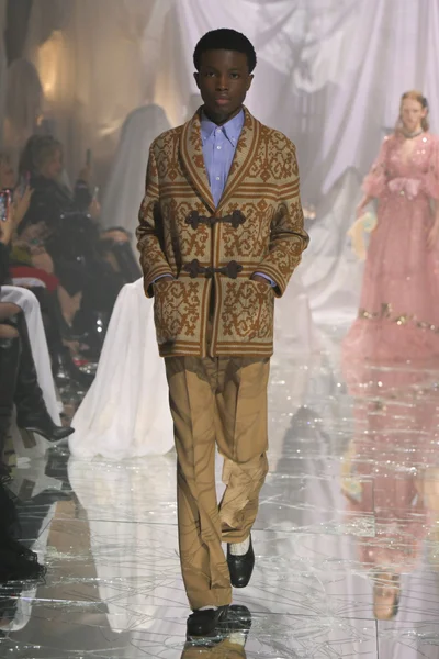 Look 54
